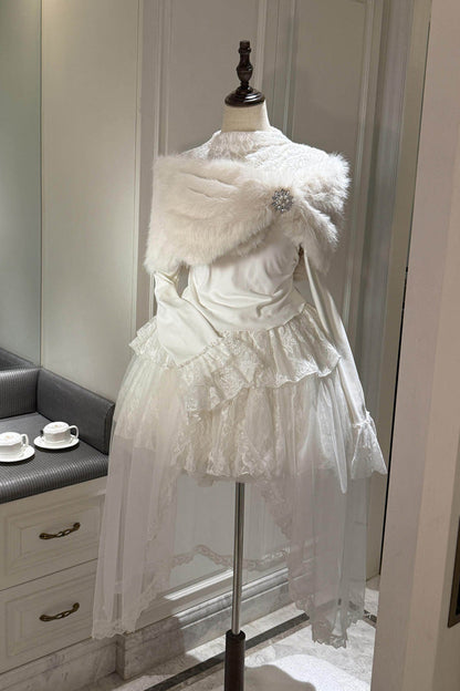 Effortlessly Elegant Garment with a Timeless Design