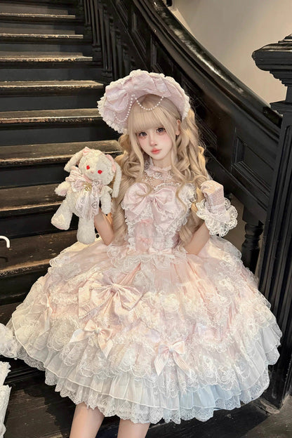 Subtly Elegant Dress with a Refined Vintage Look