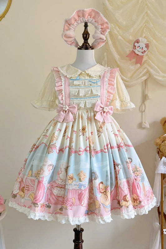 Finely Styled Dress with a Classic Vintage Look
