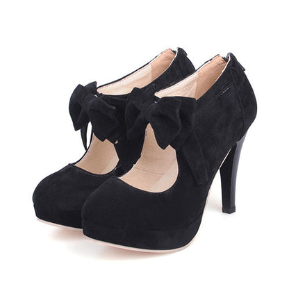 Subtly Elegant Shoes with a Refined Vintage Look
