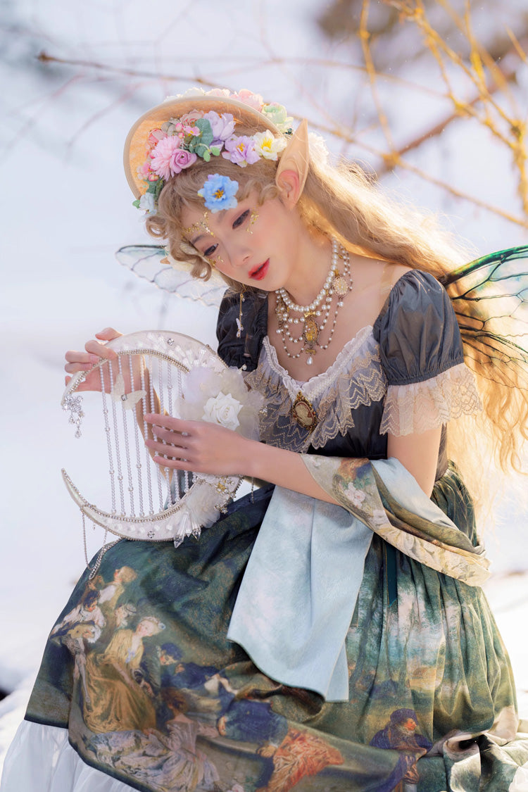 Subtly Elegant Dress with a Refined Vintage Look