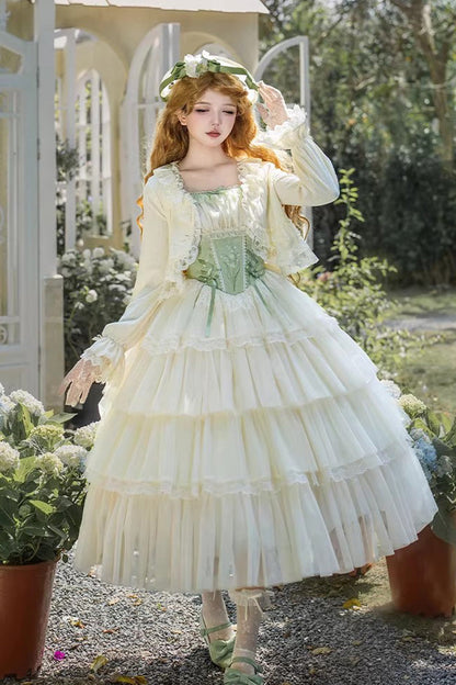 Vintage Style Dress with a Modern Fit