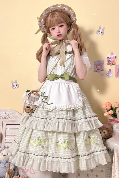 Beautifully Crafted Dress in a Classic Style
