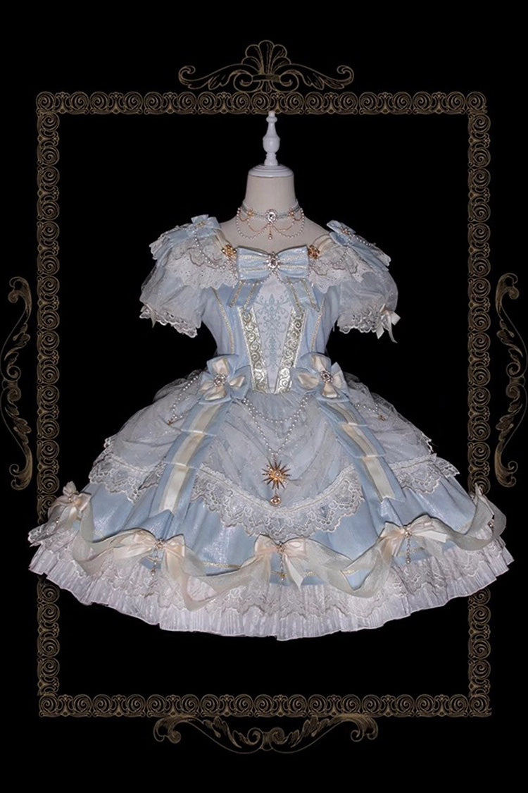 Finely Styled Dress with a Classic Vintage Look