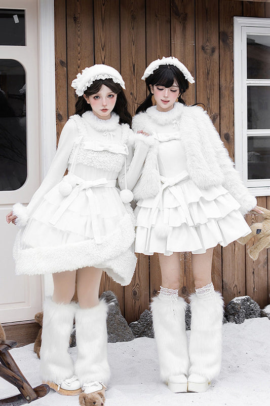 Finely Styled Dress with a Classic Vintage Look