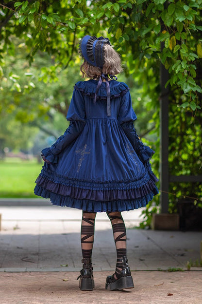 Classic Designed Dress in a Timeless Cut