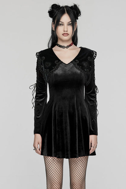 Finely Styled Dress with a Classic Vintage Look