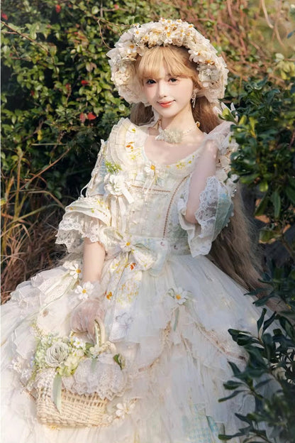 Beautifully Crafted Dress in a Classic Style