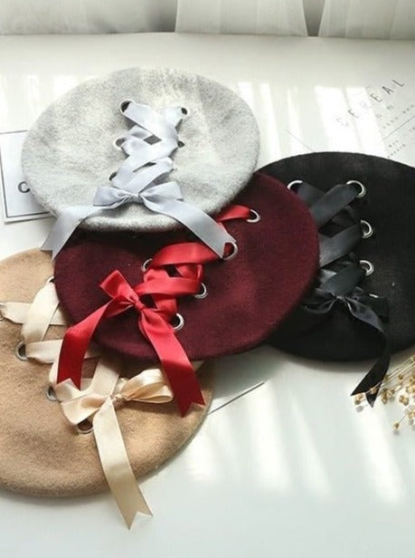 Lace-up Bow Beret