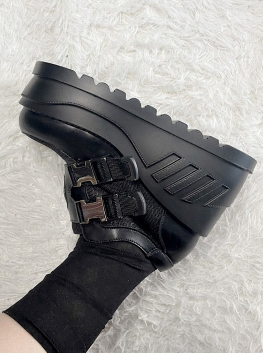Ring Buckle Power Wedge Sole Shoes